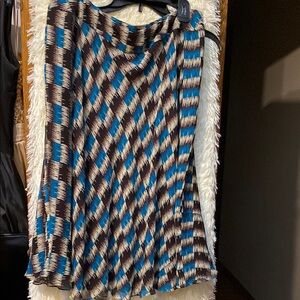 Jones NY Collection Women’s Teal/Brown/Cream Colored Flared Skirt. Size 14W